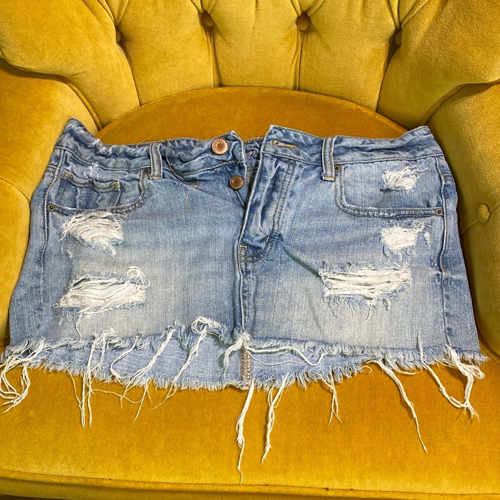 aE mini skirt